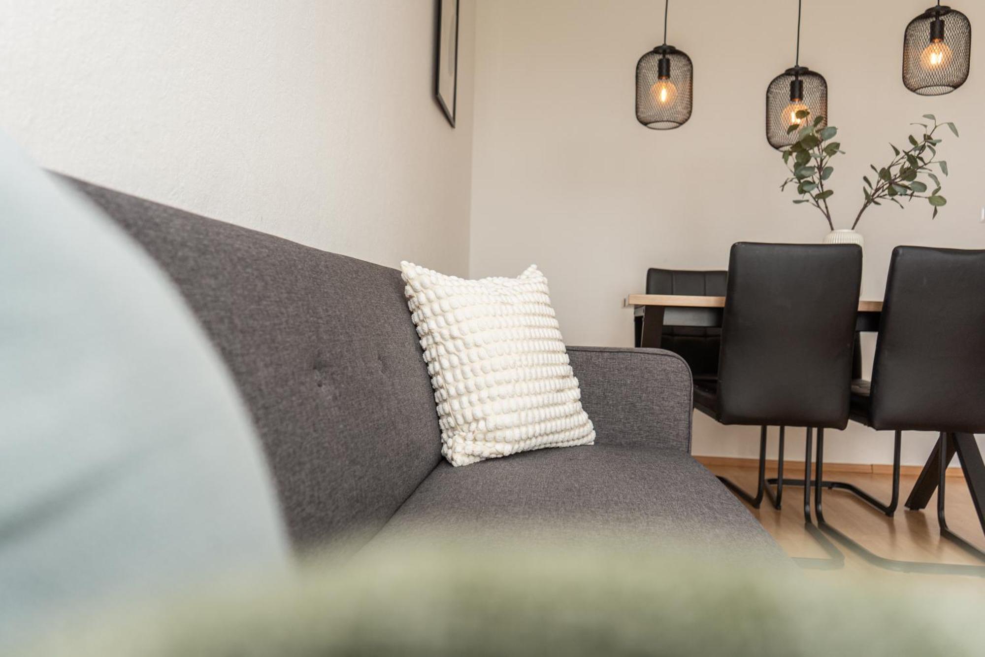 Unique - 2 Bedrooms - Balcony - Kitchen เบรเมน ภายนอก รูปภาพ